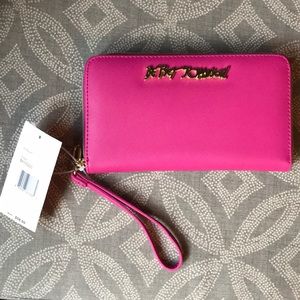 Betsey Johnson Zip Wallet
